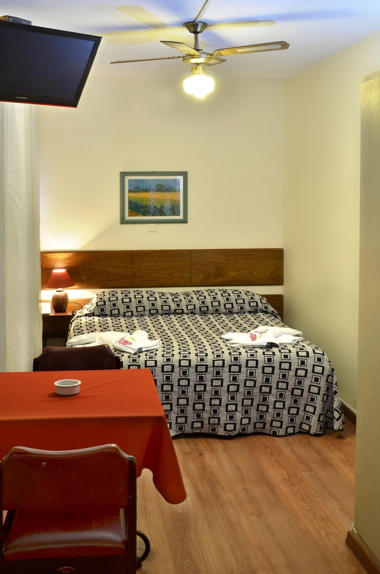 Hotel Hispano Montevideo Ngoại thất bức ảnh